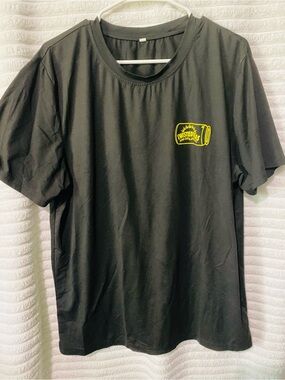 🌵3 for $25 Twisted Blackt Short Sleeve Tee with Yellow Chest Logo